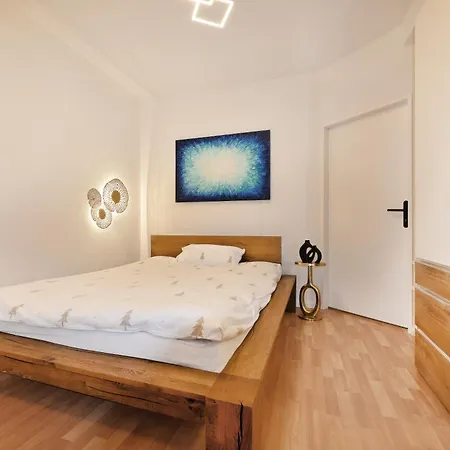 Apartman Lovely Flats *